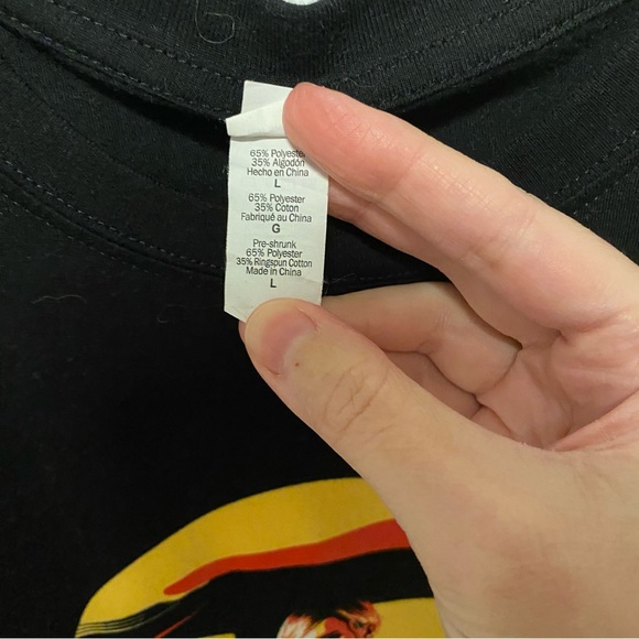 2 Veronica Mars T-shirts - Picture 4 of 12